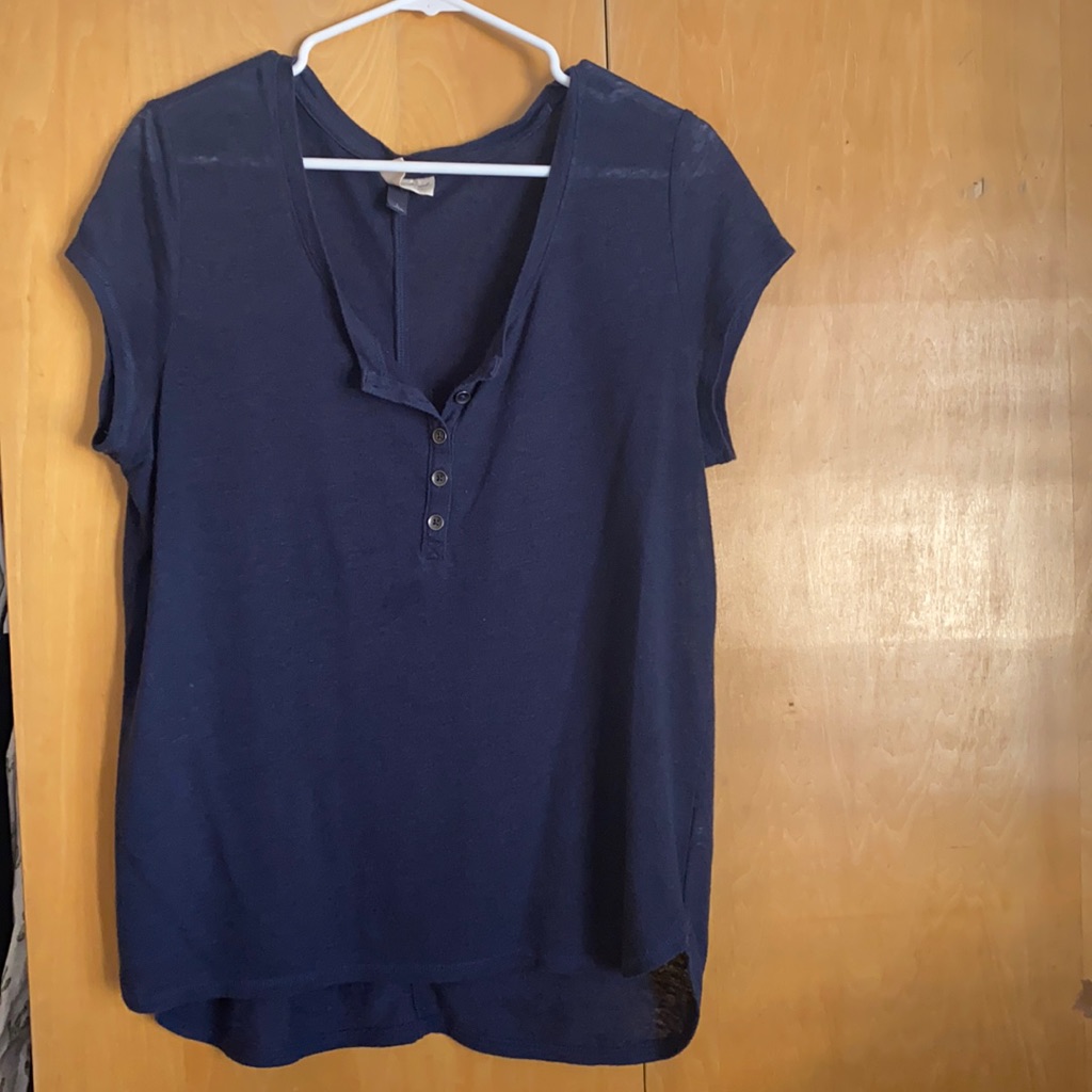 Universal Thread Button Tee